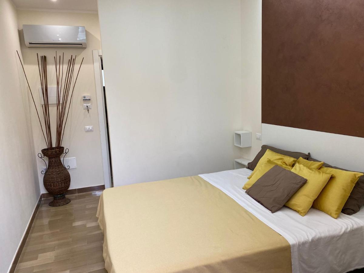 Room Milo Gallipoli Exterior foto